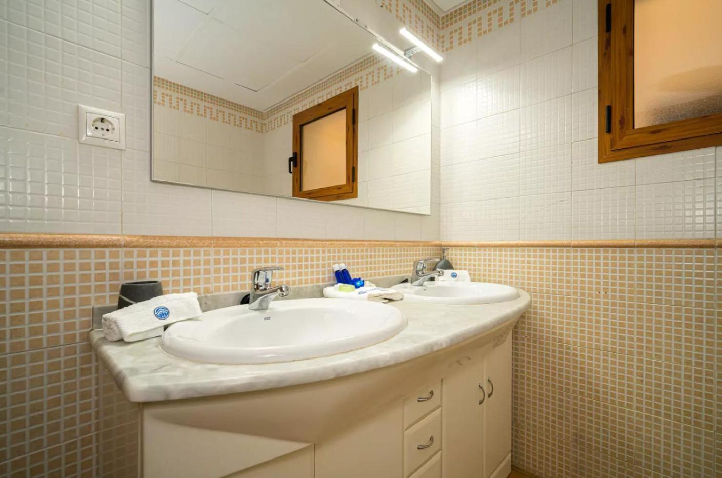 E041 Apartment Albir ลาลฟาส เดล ปี ภายนอก รูปภาพ